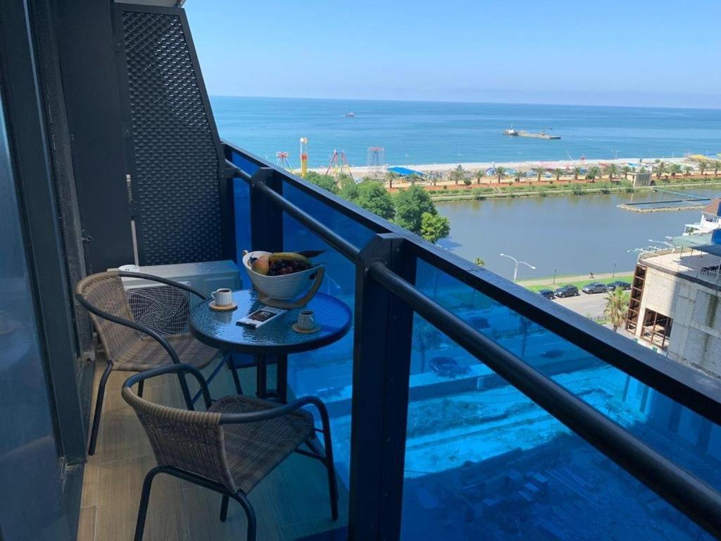 باتومي Orbi City Luxury Suit المظهر الخارجي الصورة